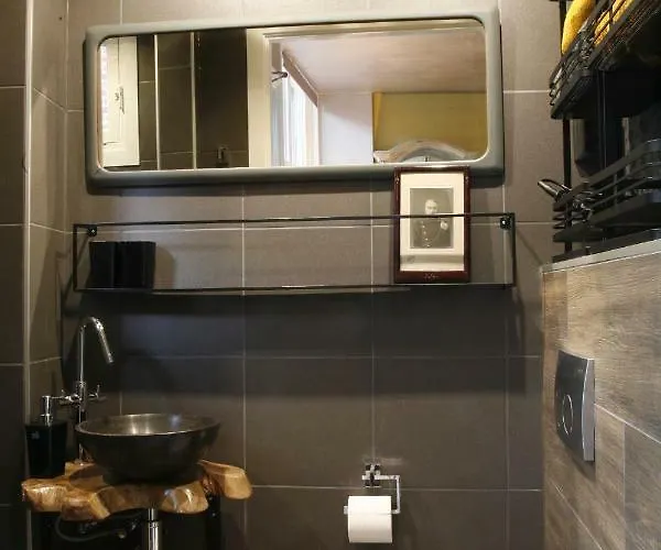 Downtown46 Konukevi 3*